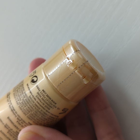 Nuxe Paris Prodigieux Precious Scented Shower Oil, 30ml - Picture 3 of 4